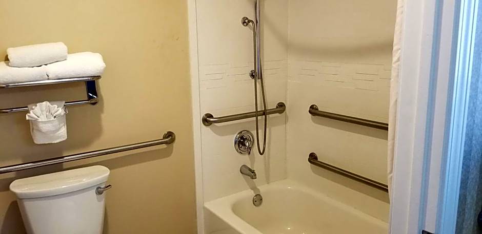 Quality Inn & Suites Maingate