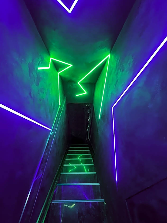 OYO Paragraph Palmers Green - Tottenham Stadium