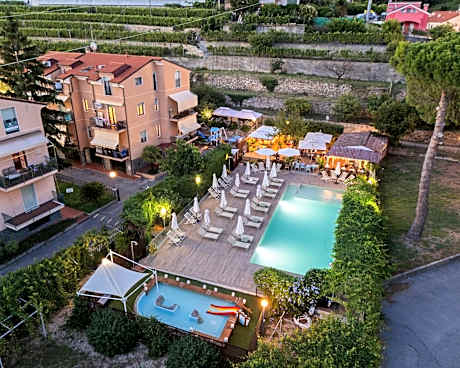Residence Holidays