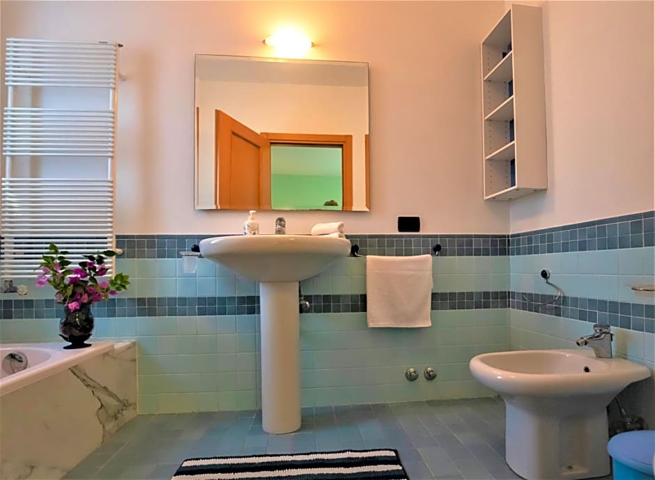 B&B Villa Apuana – Marina di Carrara, WI