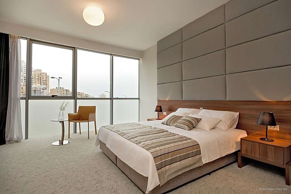 Priska Med Luxury Rooms