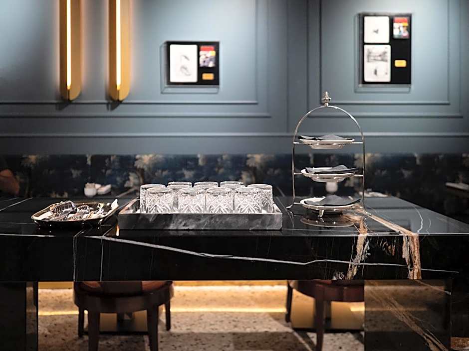 The Glam Boutique Hotel & Apt