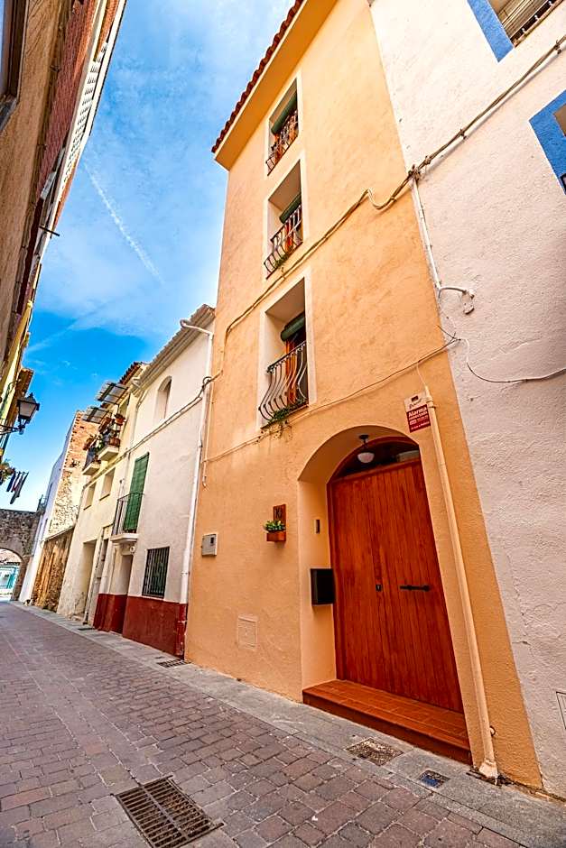 Vestal Suites Domo Adults Only