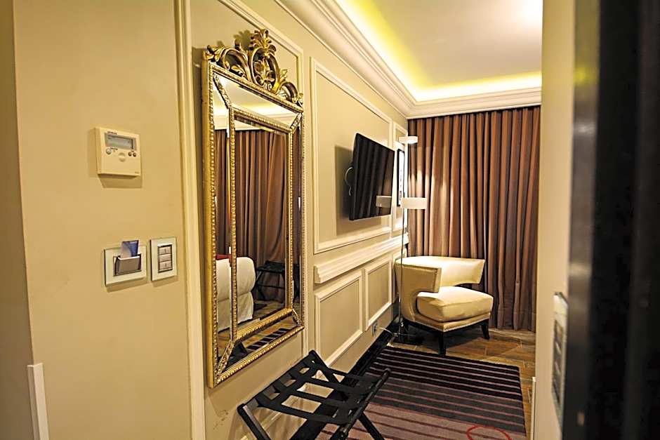 Hotel Sommelier Boutique