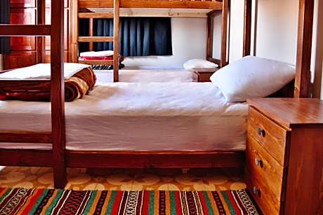 Bed in 6-Bed Mixed Dormitory Room