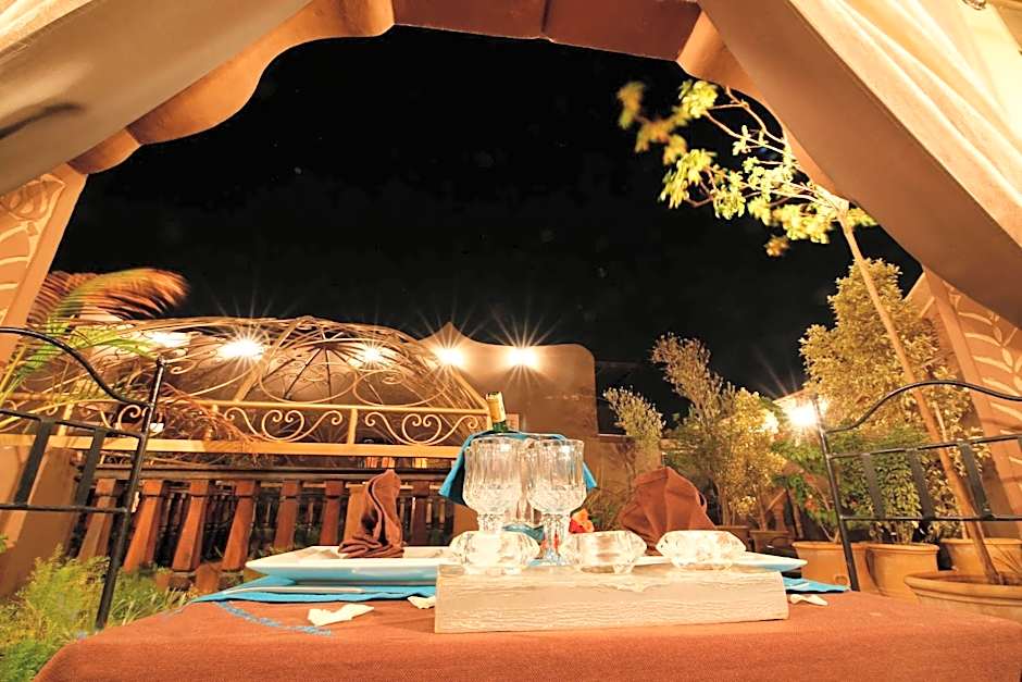 Riad Mille Et Une Nuits