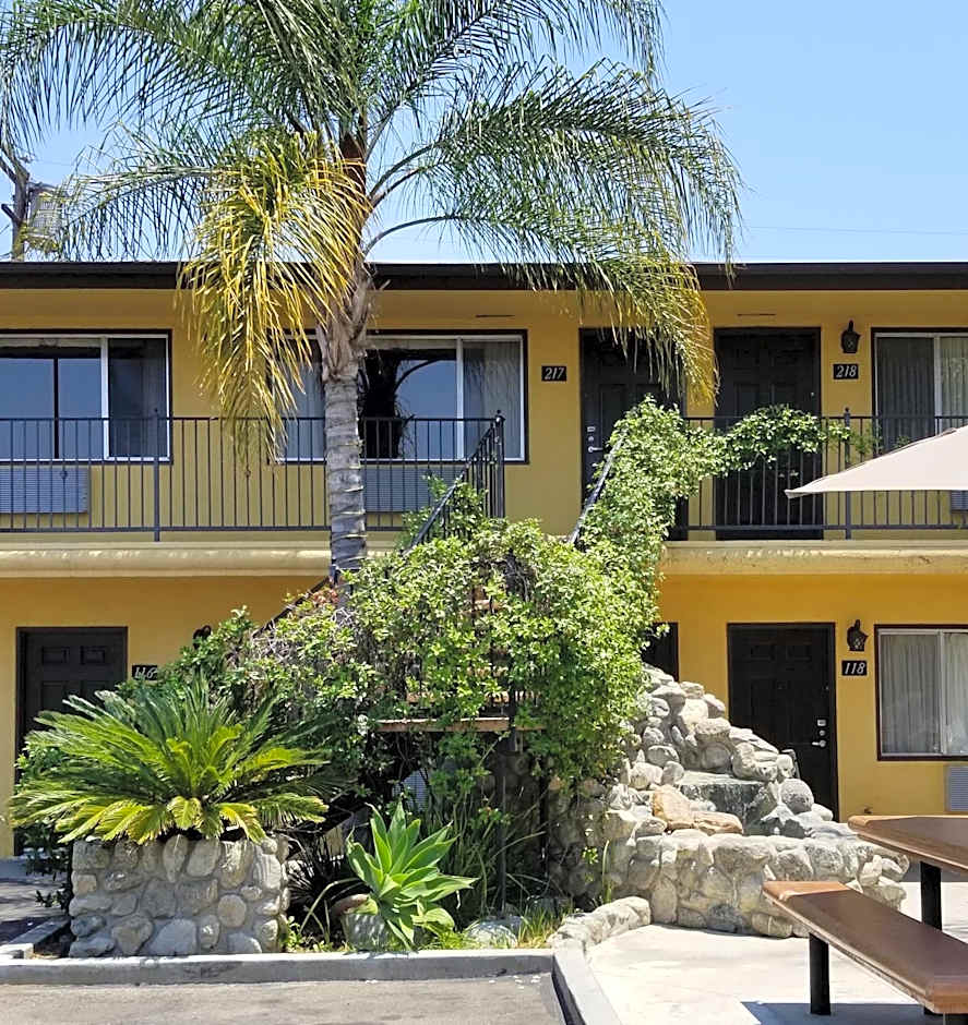 Casa Bella Inn Downtown LA