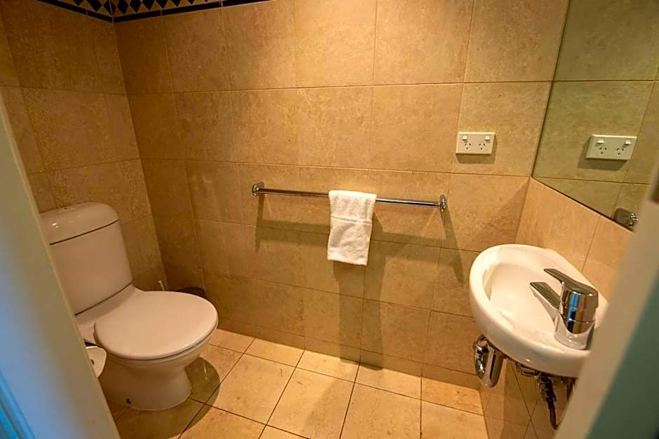 Penthouse 3 bdrm amazing views opposite casino