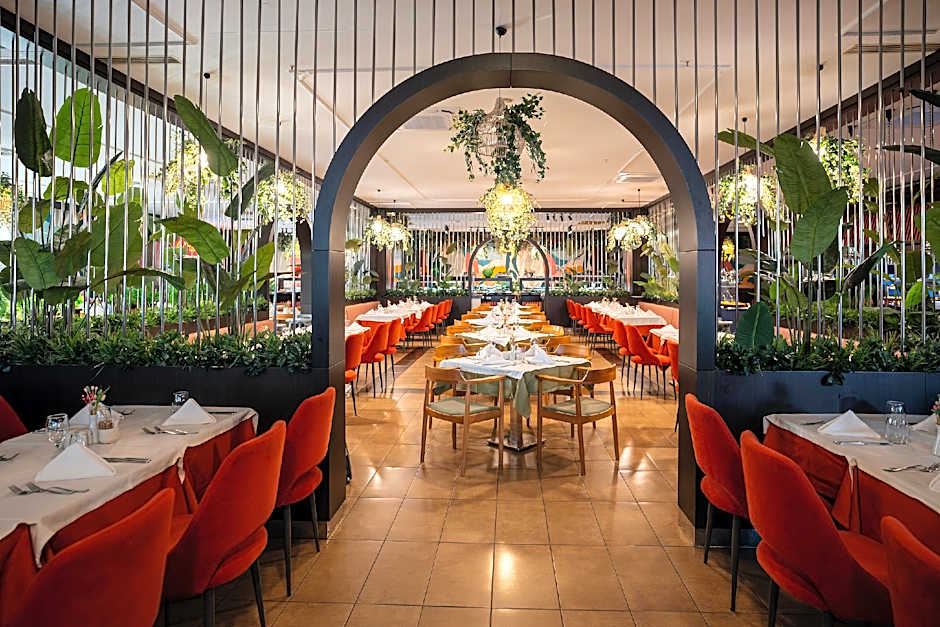 Megasaray WestBeach Antalya