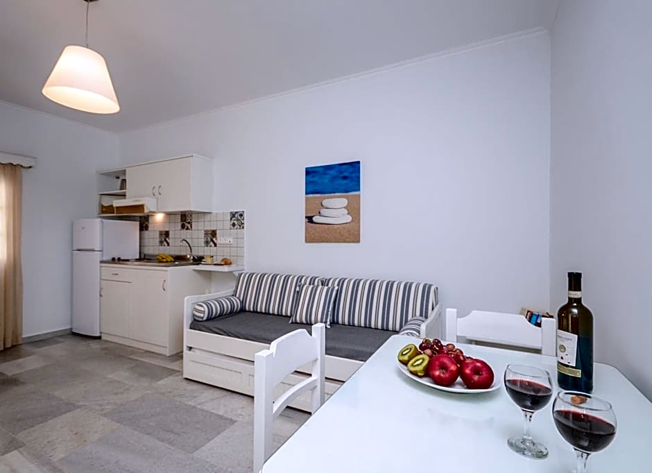 Birikos Studios & Apartments