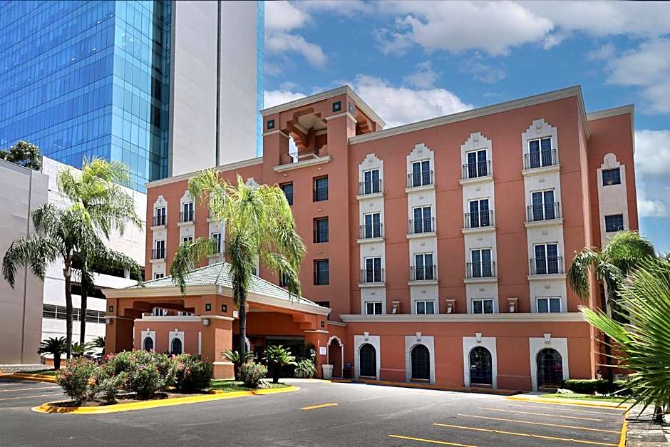 Holiday Inn Express Monterrey Galerias-San Jeronimo By IHG