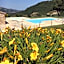 Amico Country House