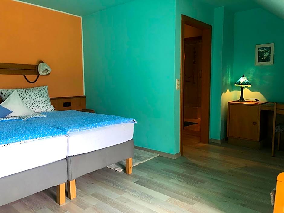 Photo 1 of 20 of 1 Double Bed or 2 Beds
