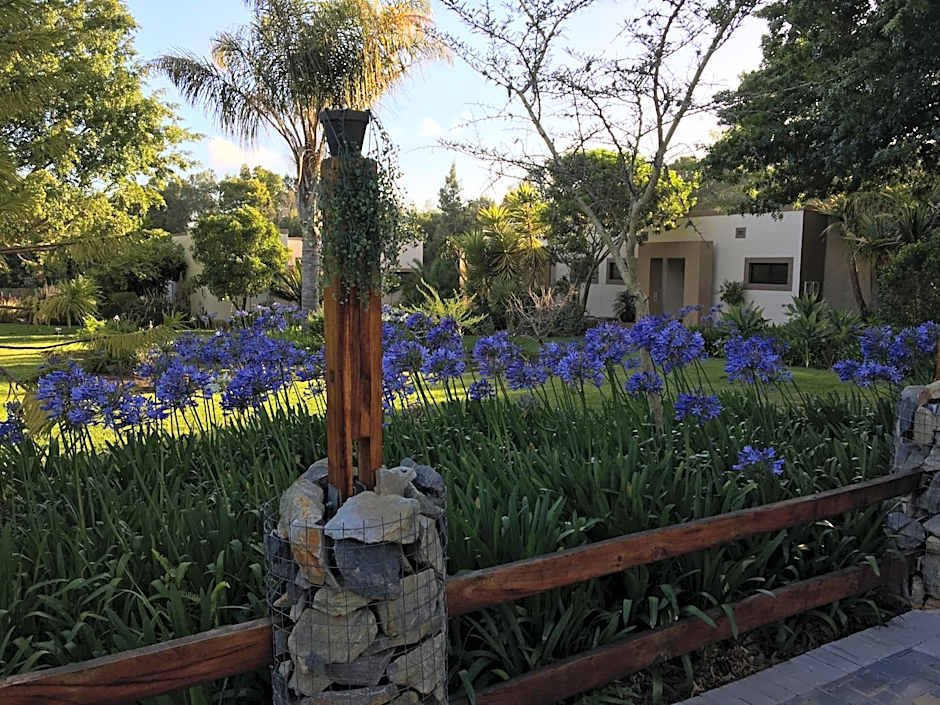 Lily Pond Country Lodge