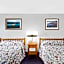Super 8 by Wyndham Lake George/Warrensburg Area