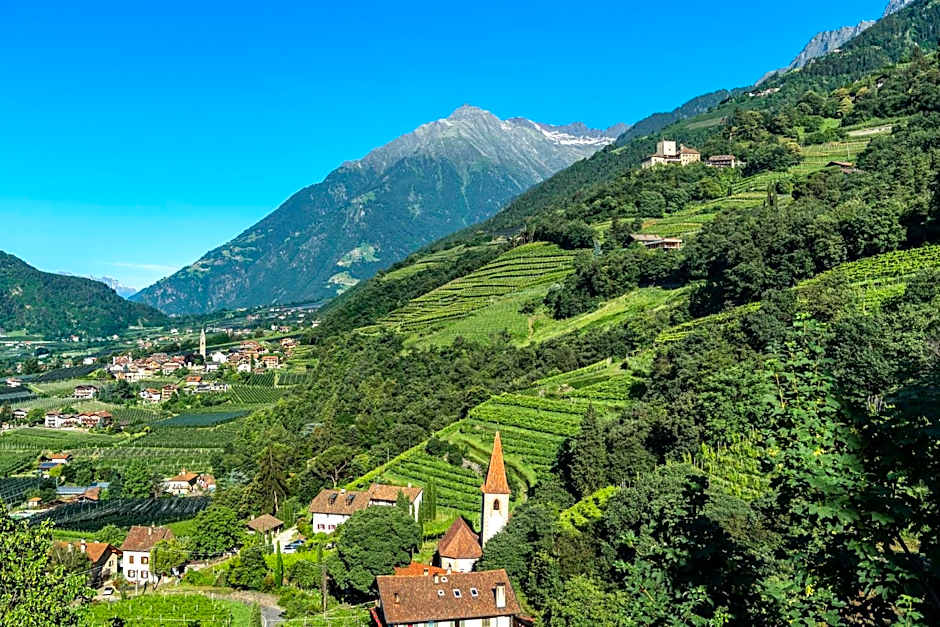 FAYN garden retreat hotel