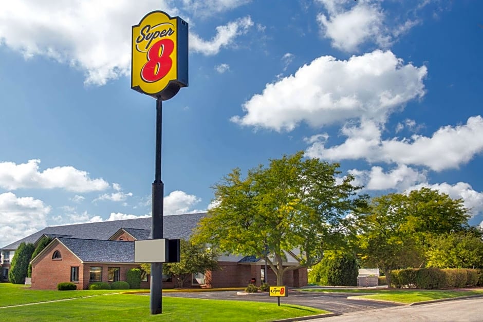 Super 8 by Wyndham Dodgeville