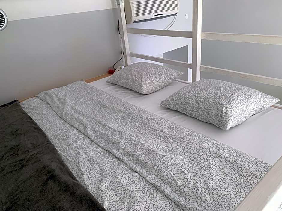 Discover Cracow Aparthostel – Krakow, NY