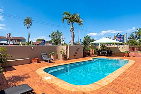 Villa Mirasol Motor Inn