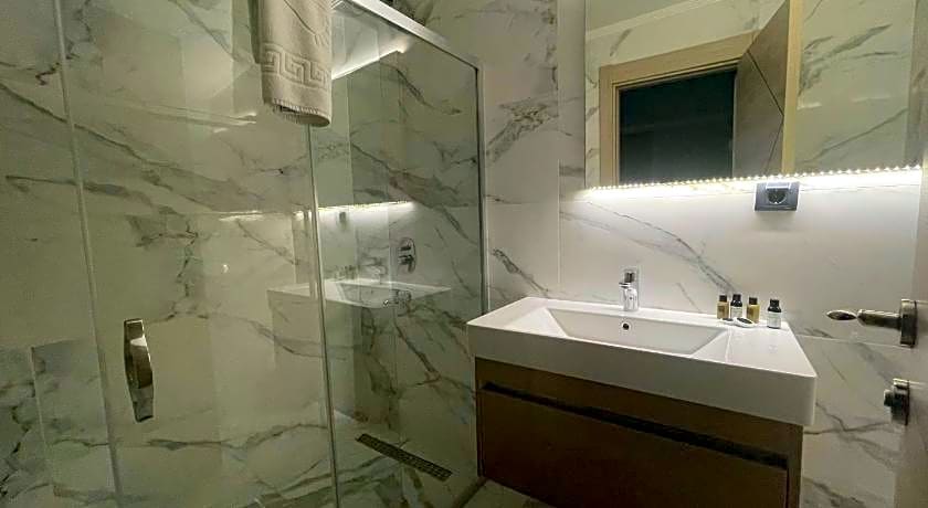 LE LUXE suites hotel SPA