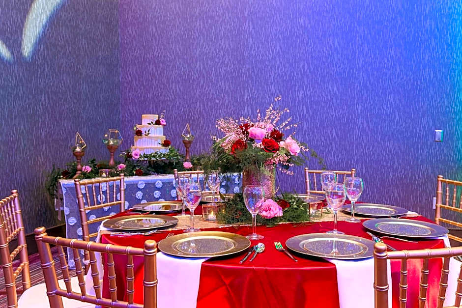 DoubleTree by Hilton Evansville