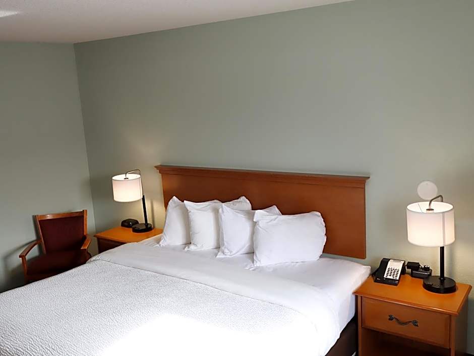 Travelodge by Wyndham Rapid City/Black Hills