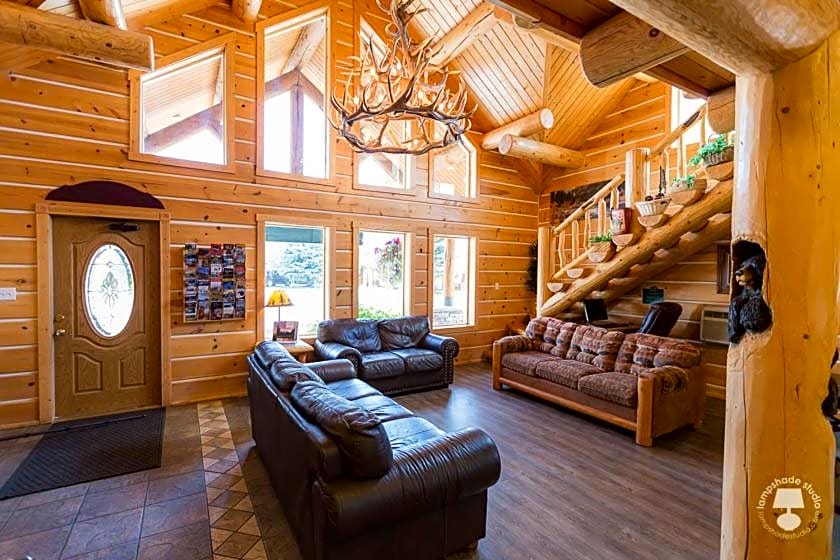 Cabin Creek Inn