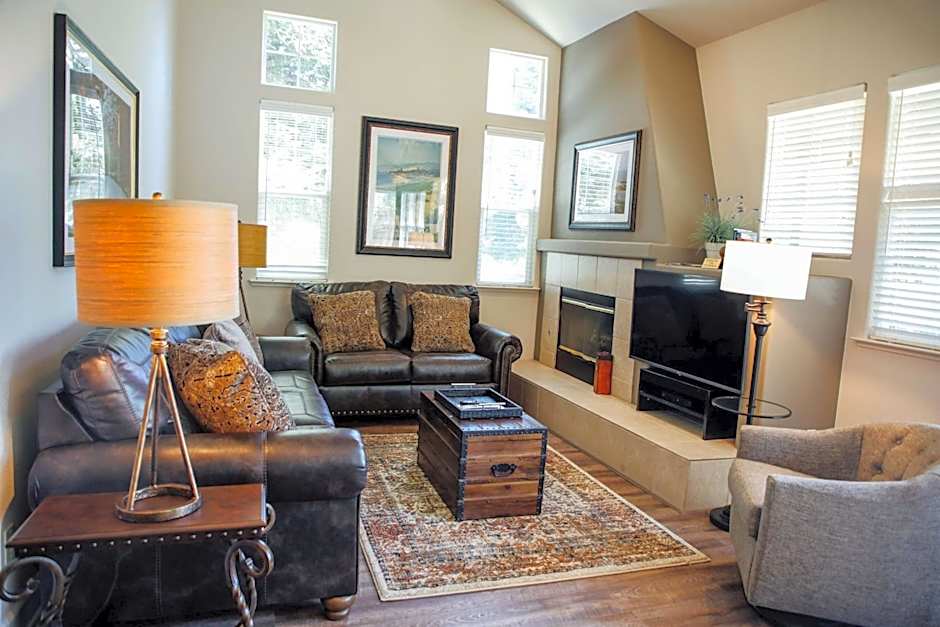 Gateway Hotel, Trademark Collection by Wyndham