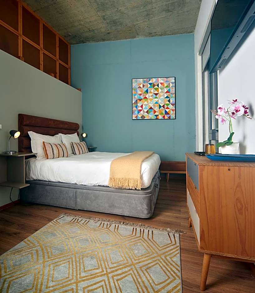 Bridge It - Suites & Views