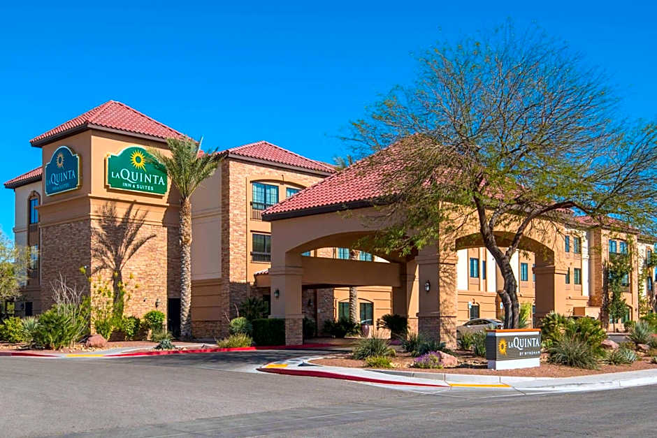 La Quinta Inn & Suites by Wyndham Las Vegas Airport South