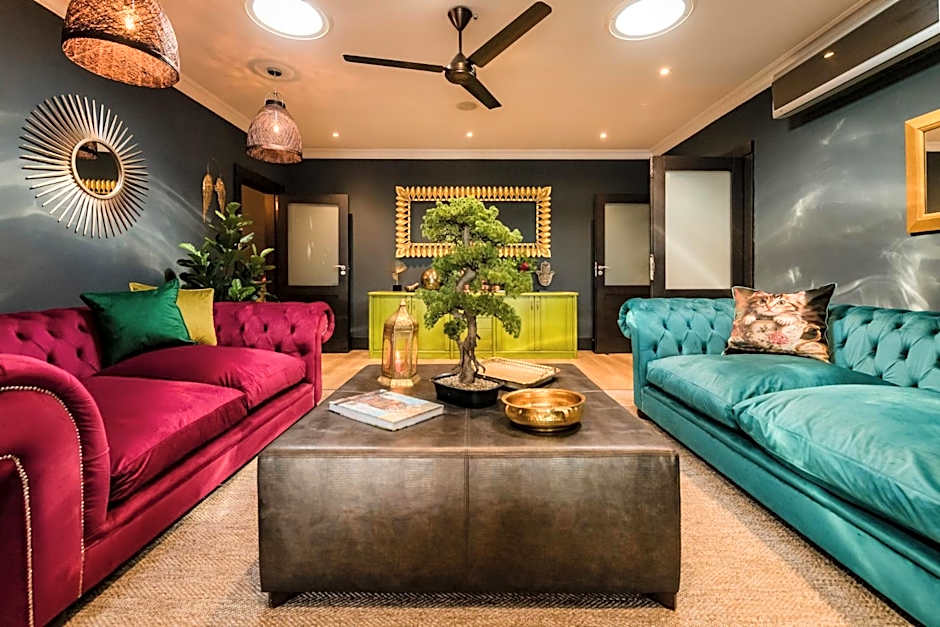 SW1 Lodge