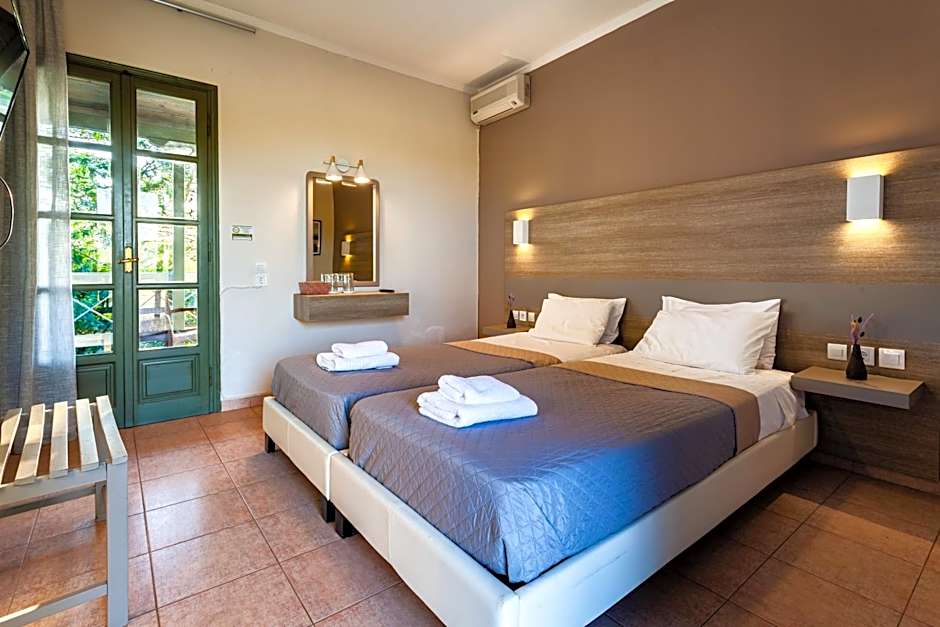 Kalogria Summer Retreats - Seimeio Strofilia, Sunny Vibes