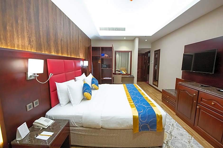 Ramee Guestline Hotel