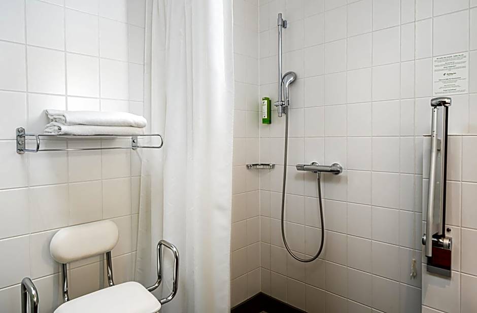 Holiday Inn Zurich Messe By IHG