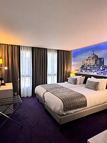 Privilege Room