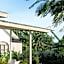 Suku Lifestyle Hotel & Villas