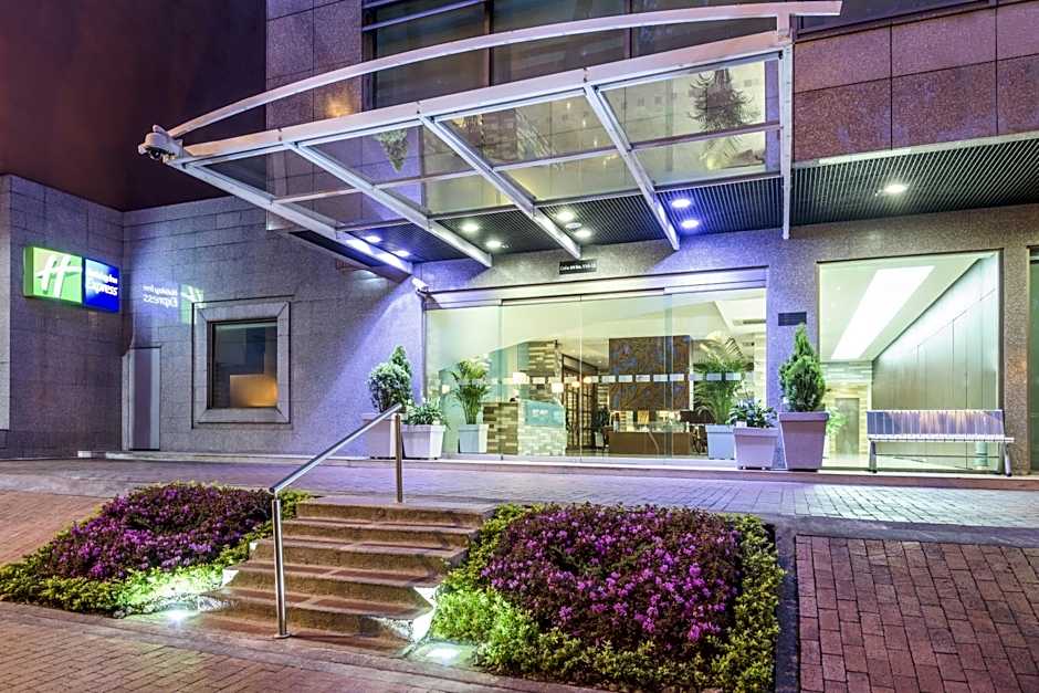 Hotel Holiday Inn Express Bogota By IHG