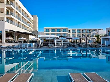 Superior - 1 King Bed