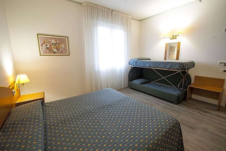 Hotel Italia