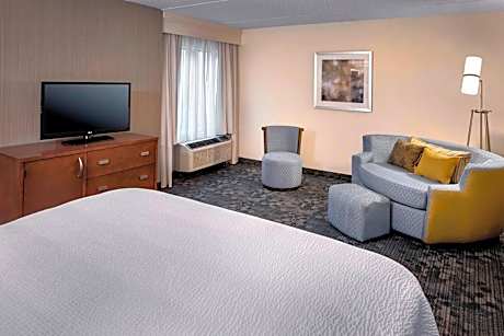 Room, 1 King Bed with Sofa bed (1 King Bed and 1 Double Sofa Bed)