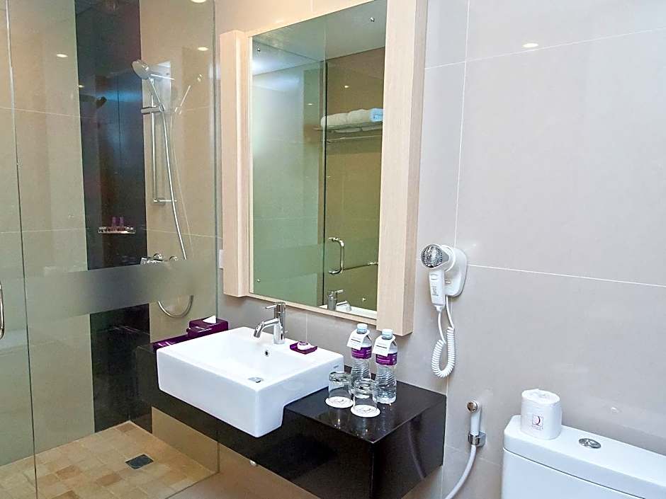 Quest San Hotel Denpasar by ASTON