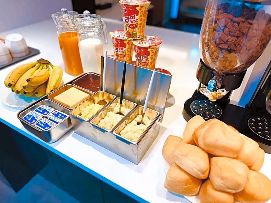 Busan Seomyeon Business Hotel J7                                                                