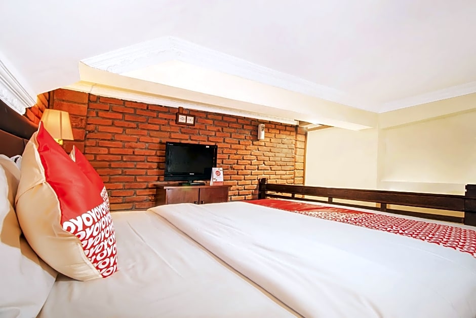 Super OYO 3118 Maxi Budget