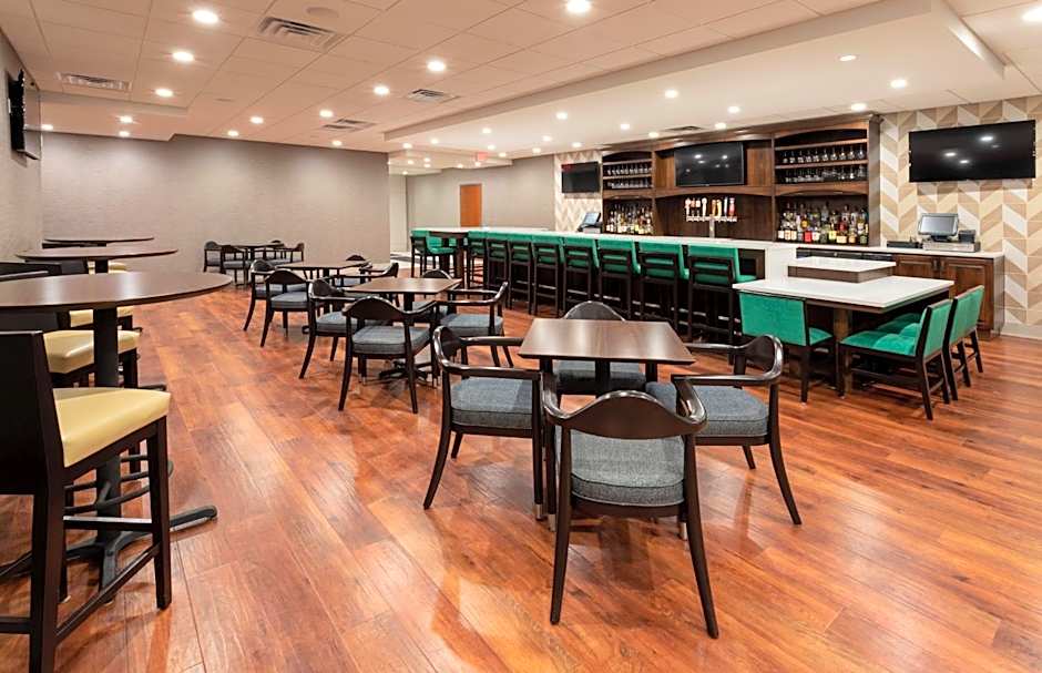 Holiday Inn Marquette By IHG