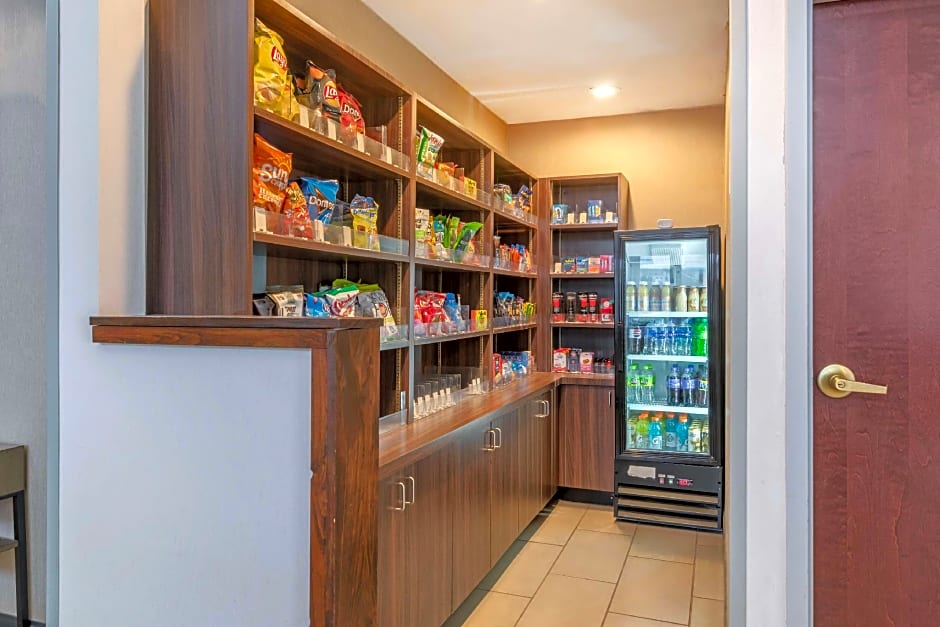 Best Western Plus Liverpool - Syracuse Inn & Suites