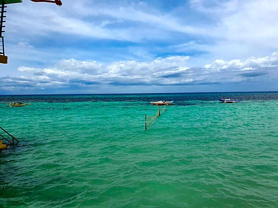 L & M Hearthstones Lodge