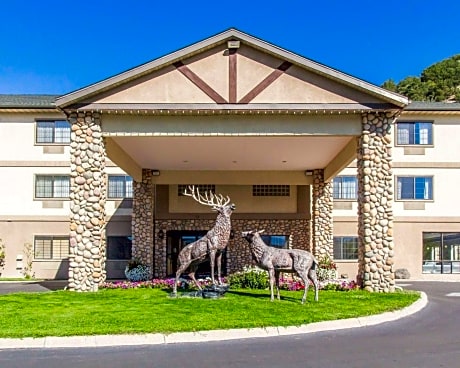 Quality Inn & Suites Vail Valley