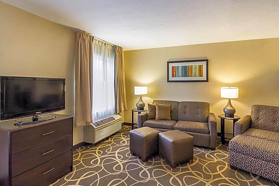 MainStay Suites Fargo - I-94 Medical Center