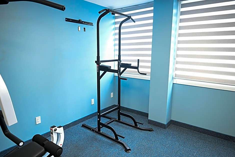 Ramada by Wyndham North Bergen