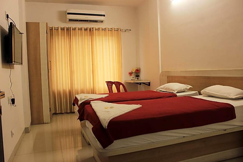 Photo 1 of 7 of Twin Executive Room